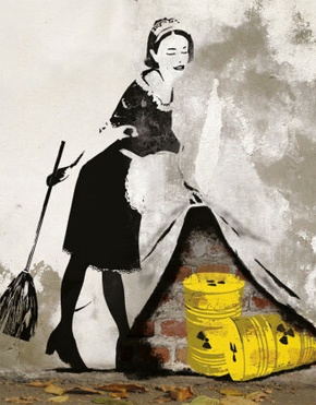 Behind the curtain - Streetart