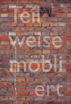 Teilweise möbliert, exzellente Aussicht. Ortsspezifische Kunst für Haus Lange