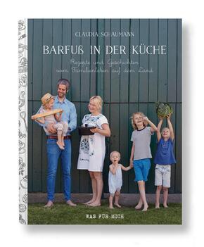 Barfuß in der Küche