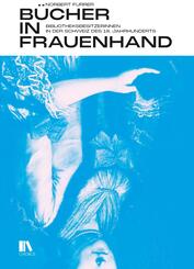 B&uuml;cher in Frauenhand