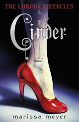 The Lunar Chronicles - Cinder
