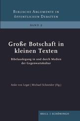 Gro&szlig;e Botschaft in kleinen Texten